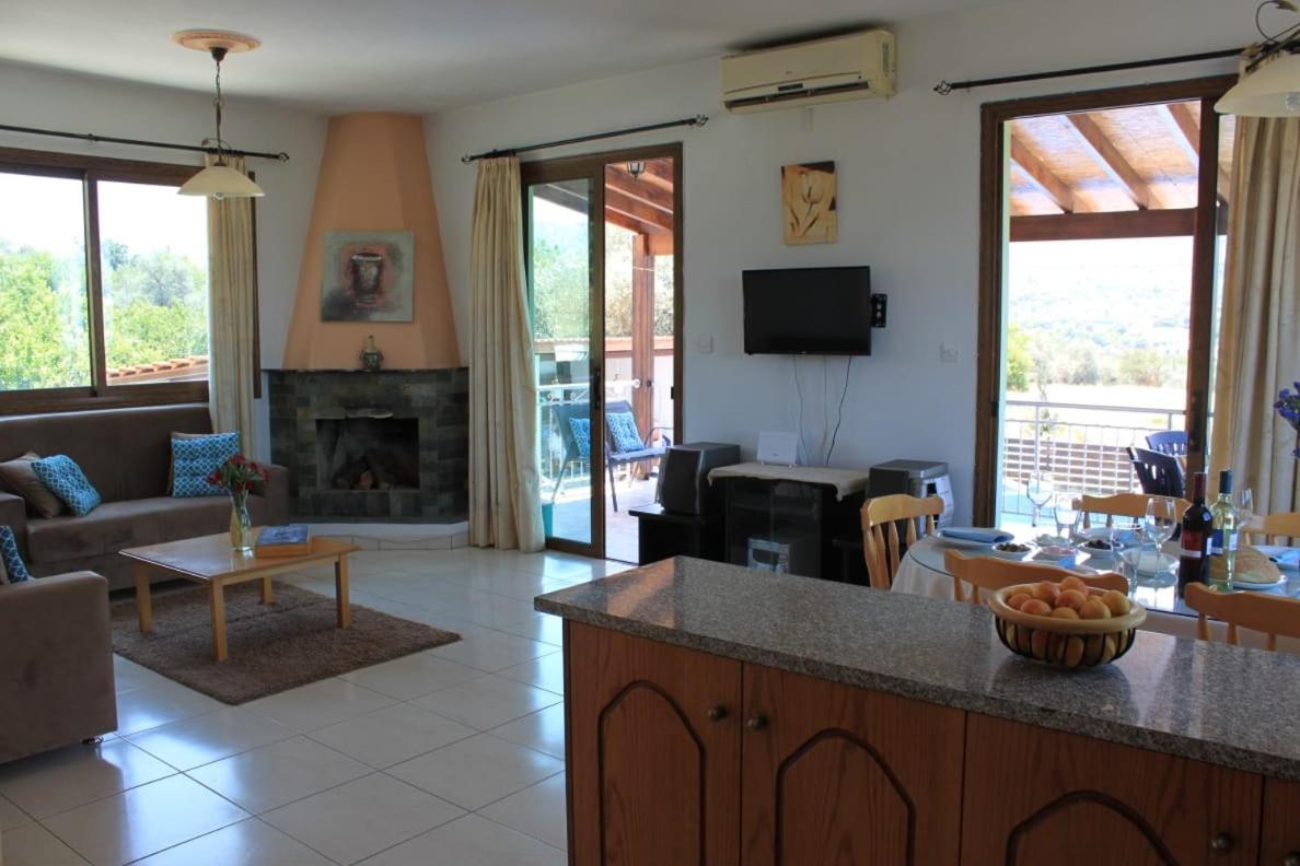 Yiannos House Villa Evrykhou Dış mekan fotoğraf